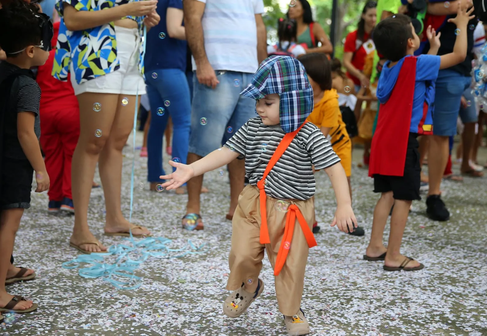 Primeiro dia de Carnaval infantil no Passeio Público, em Fortaleza