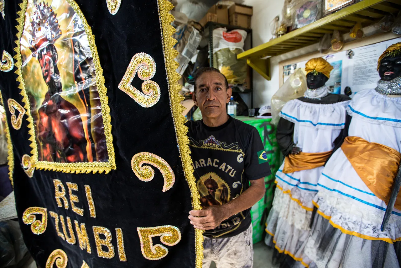 Teonildo, do Maracatu Rei Zumbi, diz que a emoção foi tamanha quando entrou na Avenida