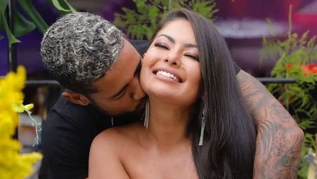 Viúvo da ex-vocalista da banda Calcinha Preta, Clevinho Santana, desabafa em carta aberta