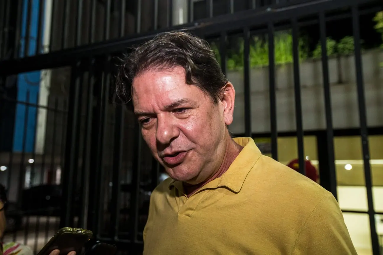 Imagem da notícia: Cid Gomes defende PDT na base do governo Elmano: 'No Ceará a gente tem que virar a página'