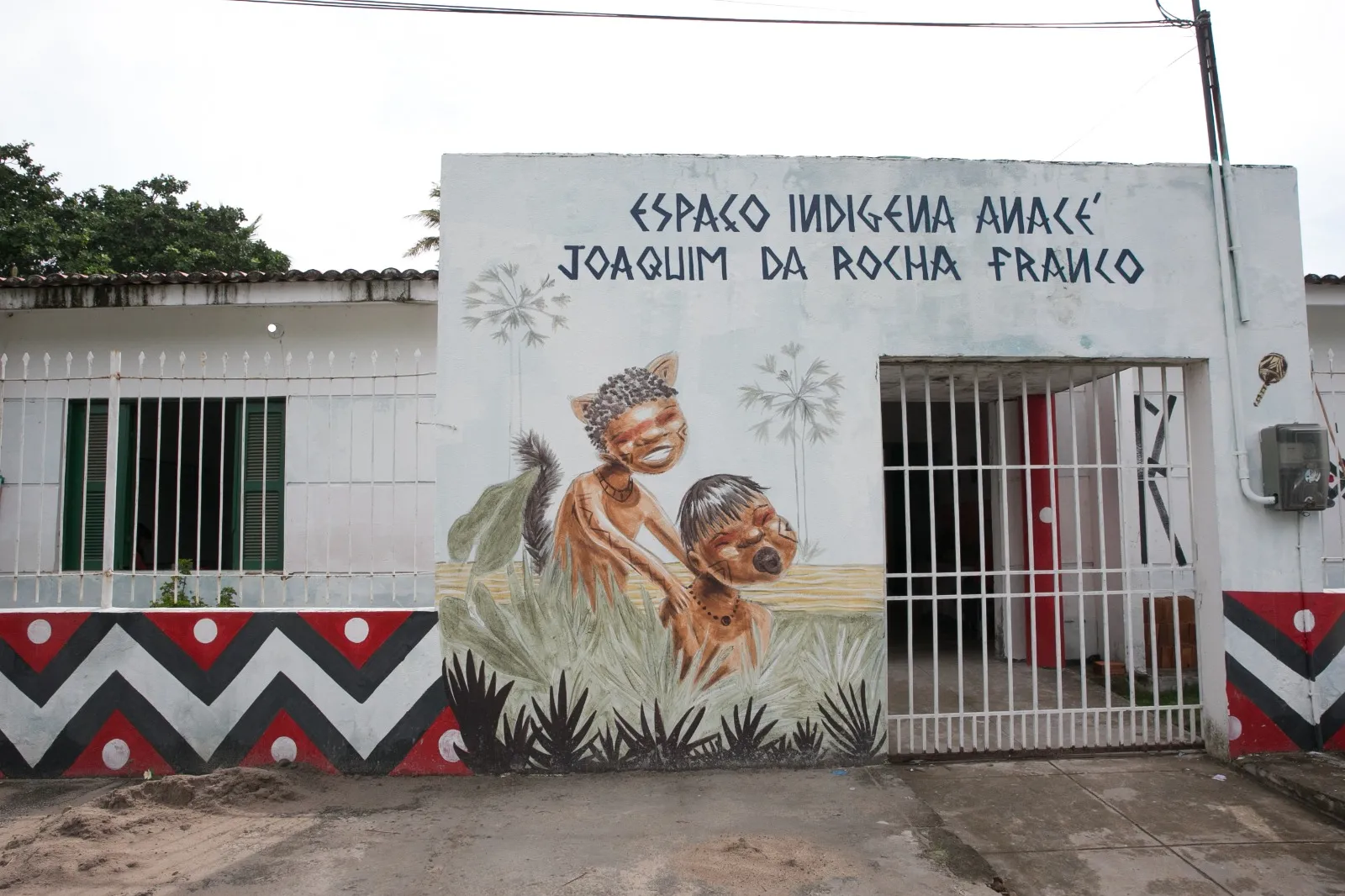 Escola Indígena Joaquim da Rocha Franco foi reerguida com doações da própria comunidade