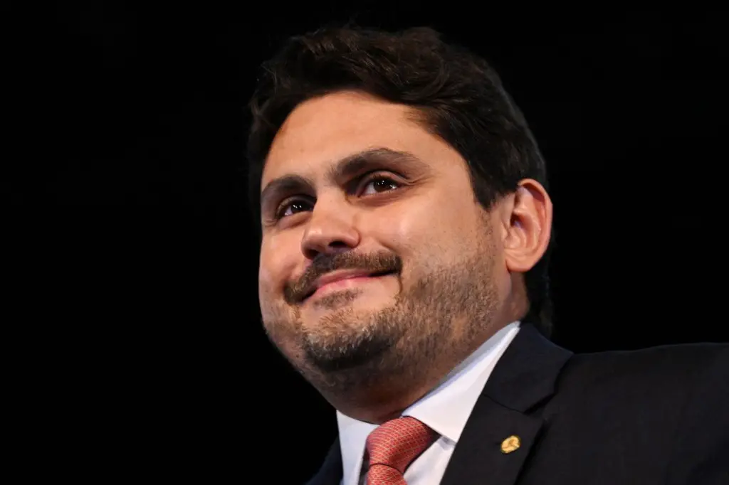 Imagem da notícia: Lula decide manter ministro Juscelino Filho após caso de diárias; entenda