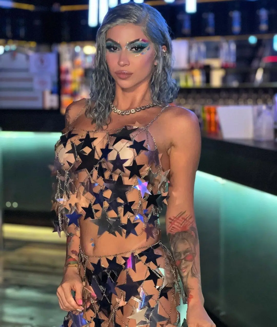Imagem da notícia: MC Pipokinha é retirada de festival por debochar do salário de professora