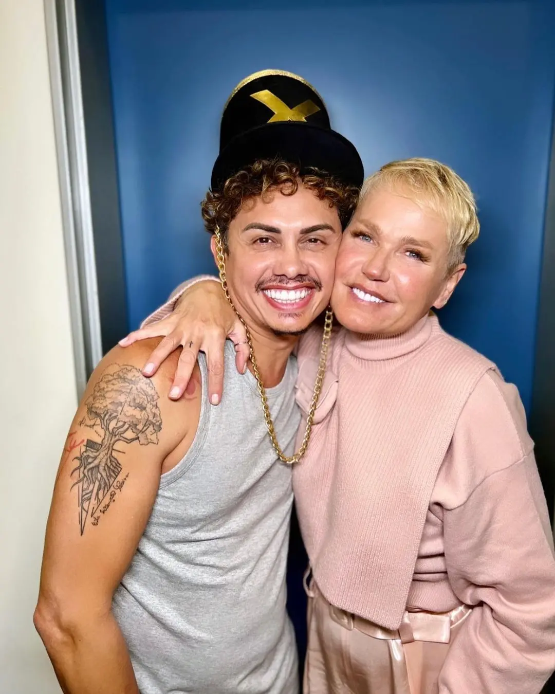 Imagem da notícia: Silvero Pereira revela que Xuxa foi inspiração na infância