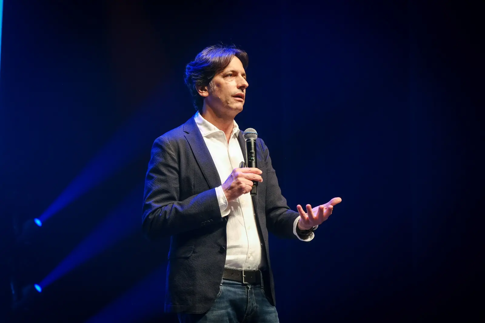 Imagem da notícia: Ceará tem varejo 'conectado com o mundo', diz Alberto Serrentino durante Cenários do Varejo