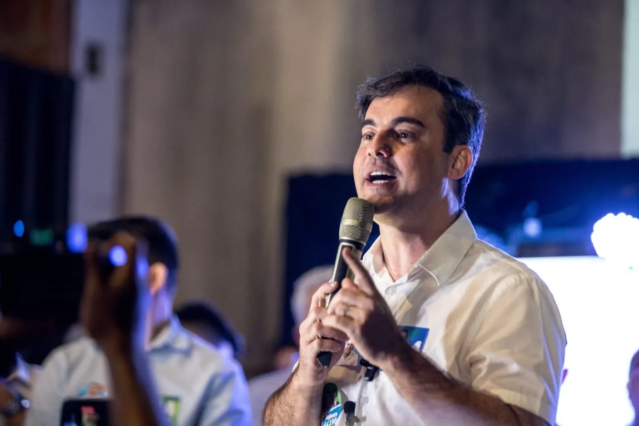 No Ceará, o União Brasil tem como presidente o ex-deputado federal Capitão Wagner, que está de lado oposto ao PP no Estado