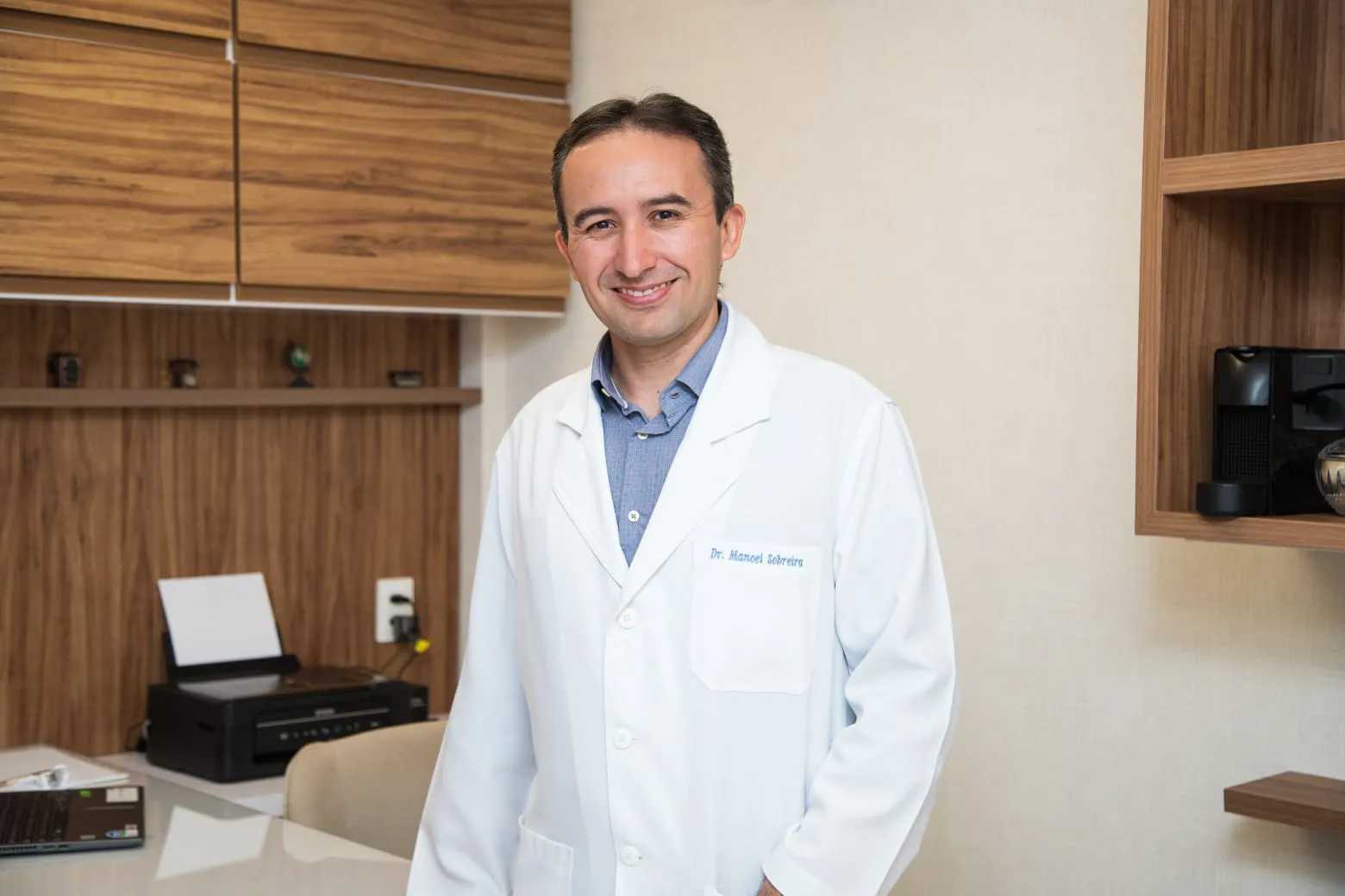 Manoel Alves Sobreira Neto é médico neurologista, professor da UFC e coordenador do serviço de Medicina do Sono do Complexo Hospitalar da UFC