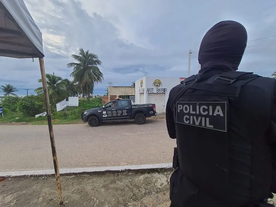 Imagem da notícia: Polícia desarticula organização criminosa suspeita de orquestrar ataques no Rio Grande do Norte
