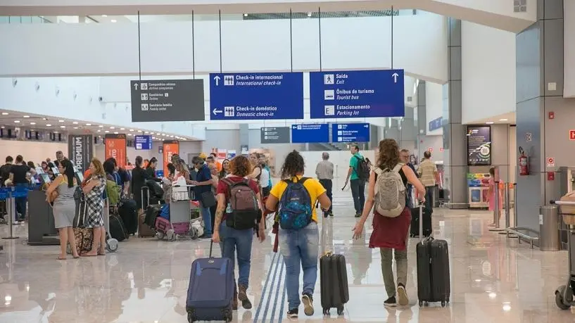Imagem da notícia: Gol, Azul e Latam procuram Governo Federal para parceria em programa para baratear passagens