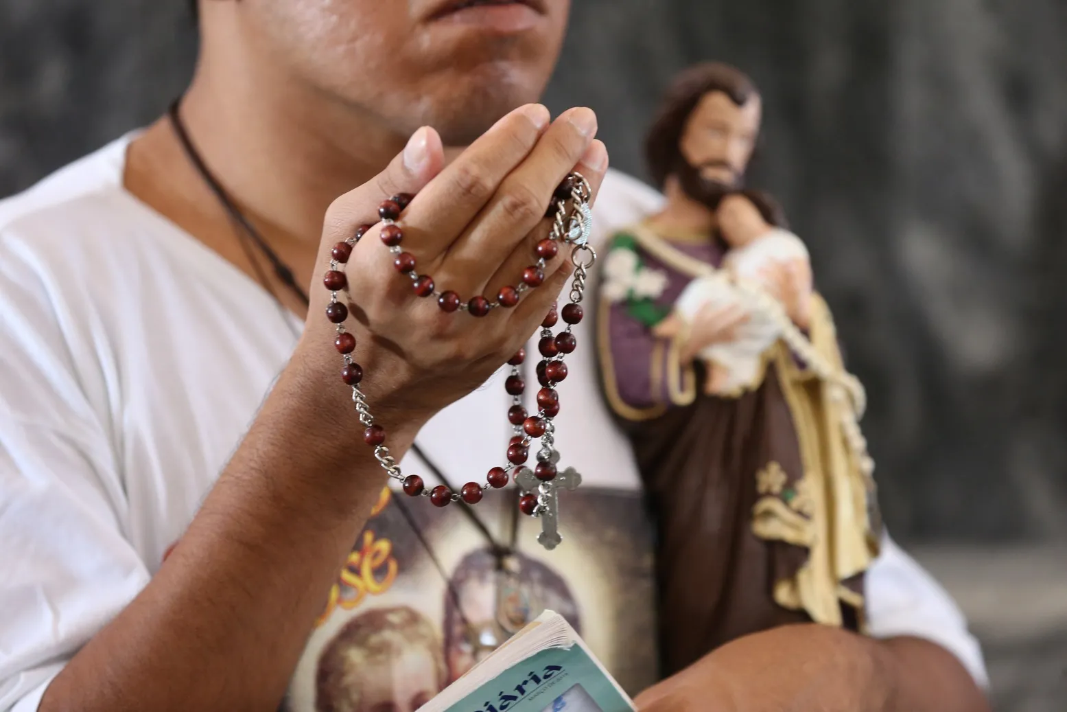 Padre lembra que a data ajuda a rememorar a intercessão dos santos para pedidos de fiéis