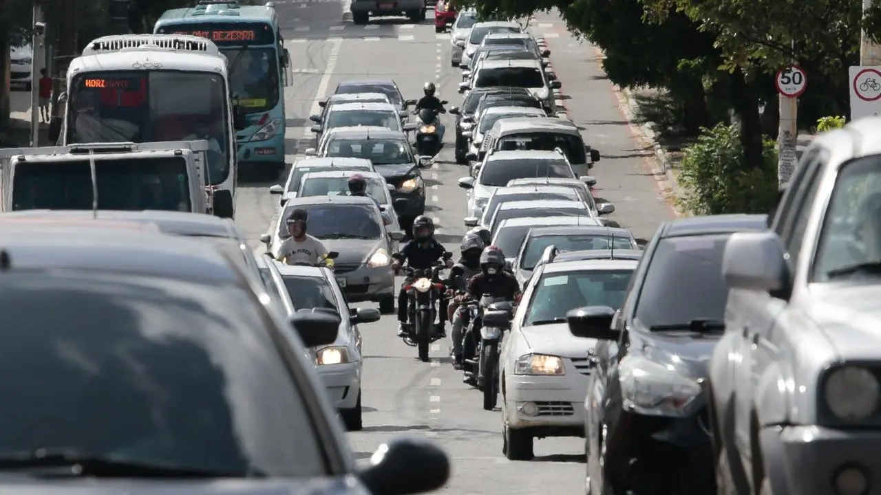Imagem da notícia: Como declarar veículos no Imposto de Renda 2023