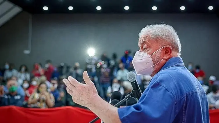 Imagem da notícia: Após nova avaliação médica, Lula adia novamente viagem à China por conta de pneumonia