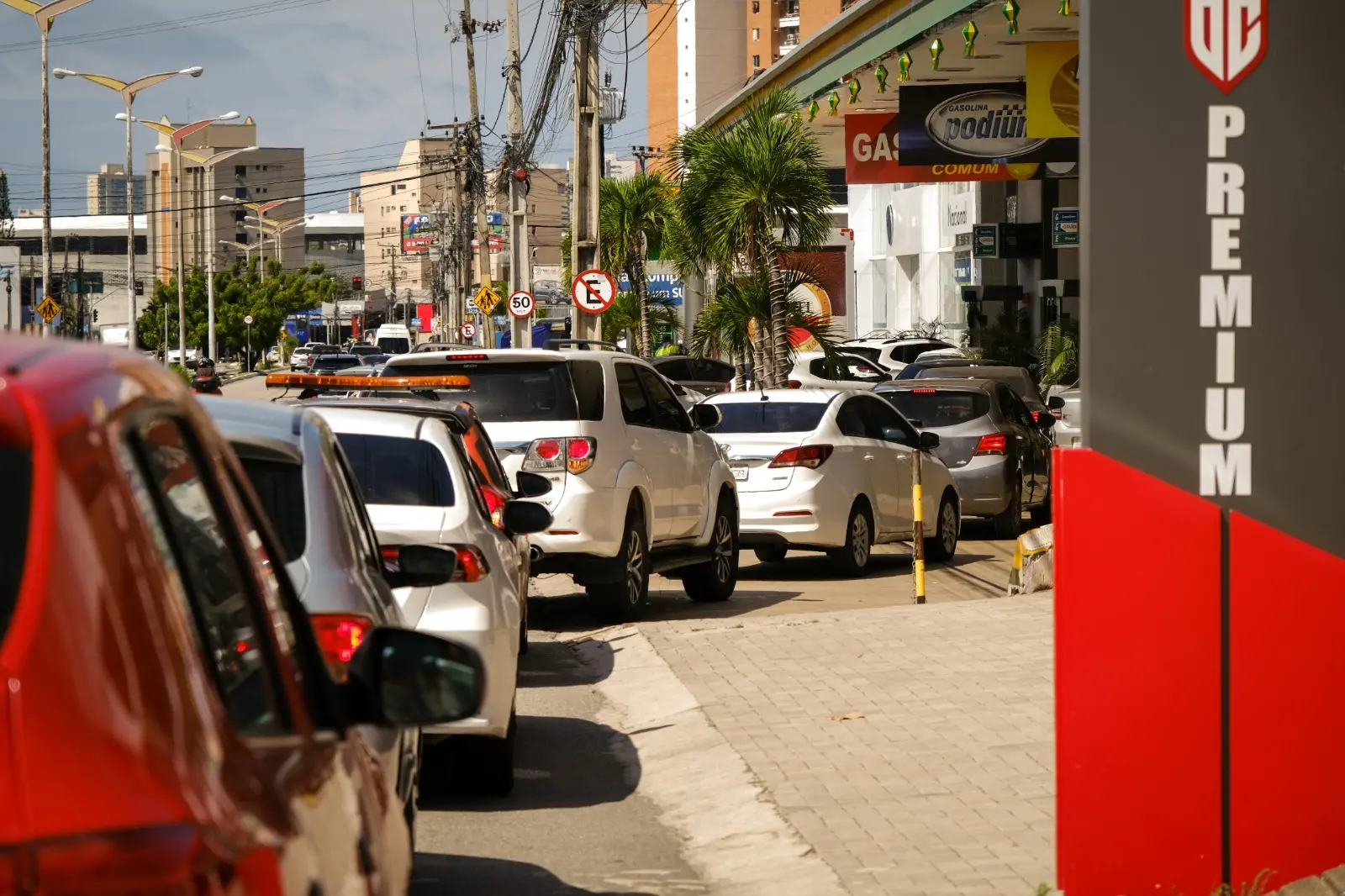 Imagem da notícia: Calculadora do combustível: veja quanto da sua renda é consumida por essa despesa