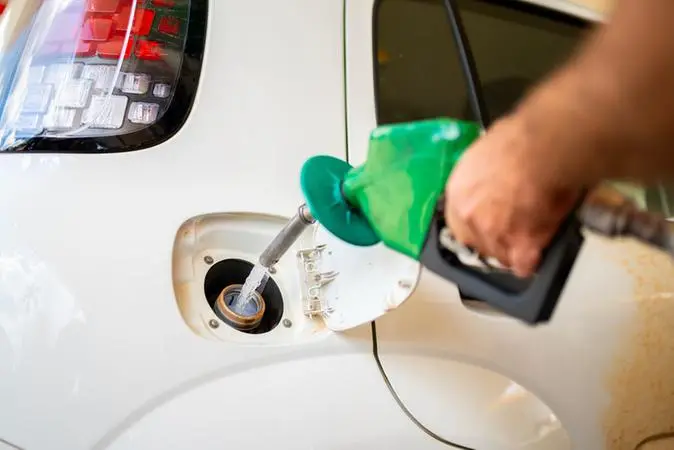 Imagem da notícia: Corte voluntário em petróleo na Arábia Saudita poderá afetar o valor dos combustíveis no Brasil