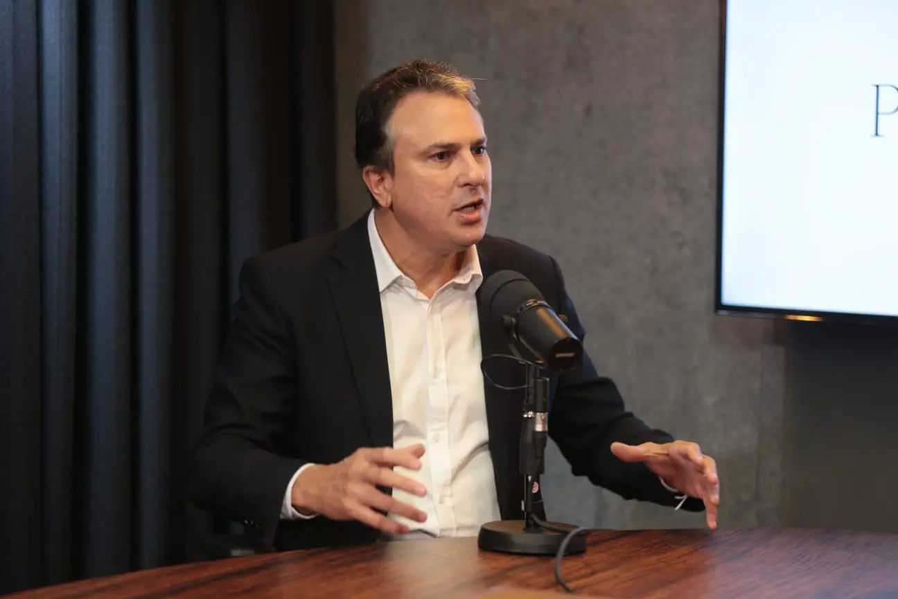 Imagem da notícia: MEC deve suspender mudanças no Enem 2024 com regras do Novo Ensino Médio, diz Camilo Santana