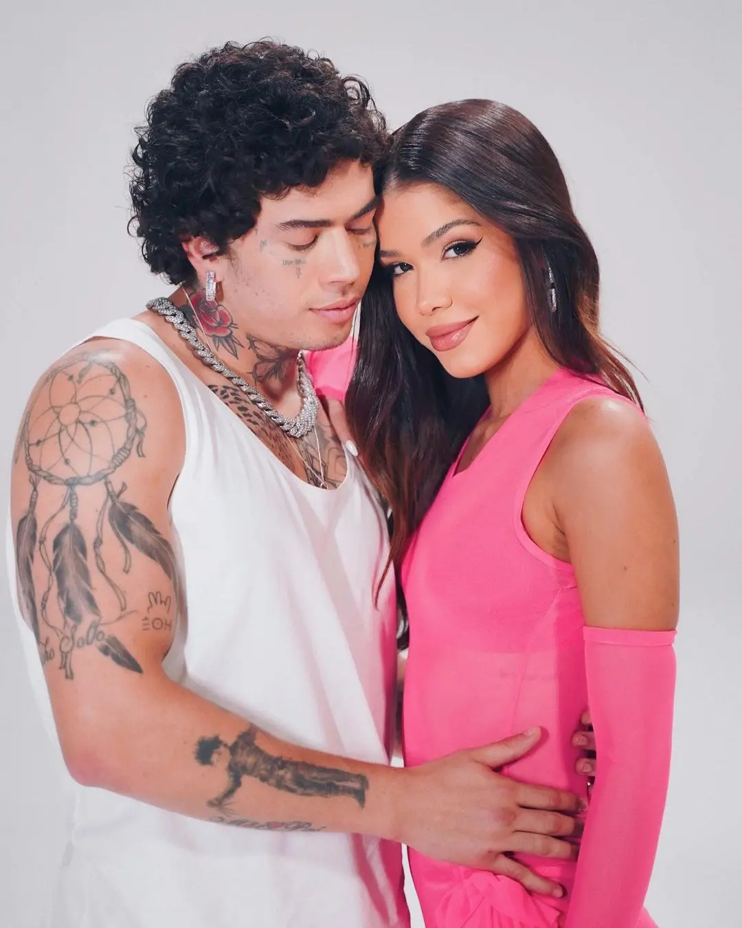 Imagem da notícia: Whindersson Nunes e Tília vão lançar música em parceria