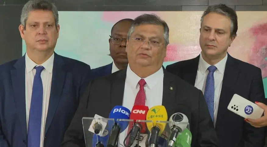 Imagem da notícia: Após ataque a creche, Governo Federal anuncia R$ 150 milhões para reforço na segurança escolar