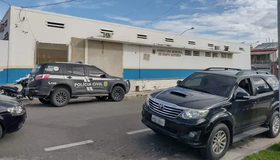Imagem da notícia: Prefeito de Santa Quitéria é afastado por suspeita de corrupção e alega 