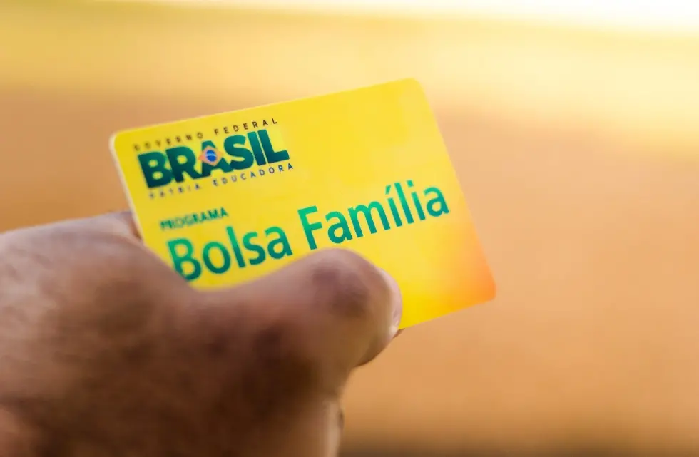Imagem da notícia: Bolsa Família bloqueado: saiba o que fazer e como atualizar informações