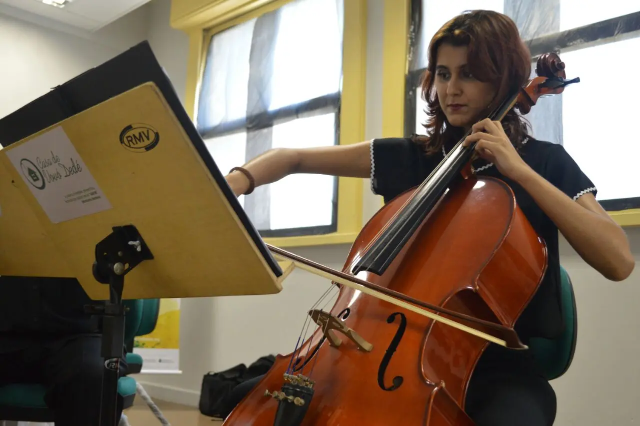 Imagem da notícia: Mulheres na música: invisibilidade, talento questionado e a luta para ocupar espaços na cena local 