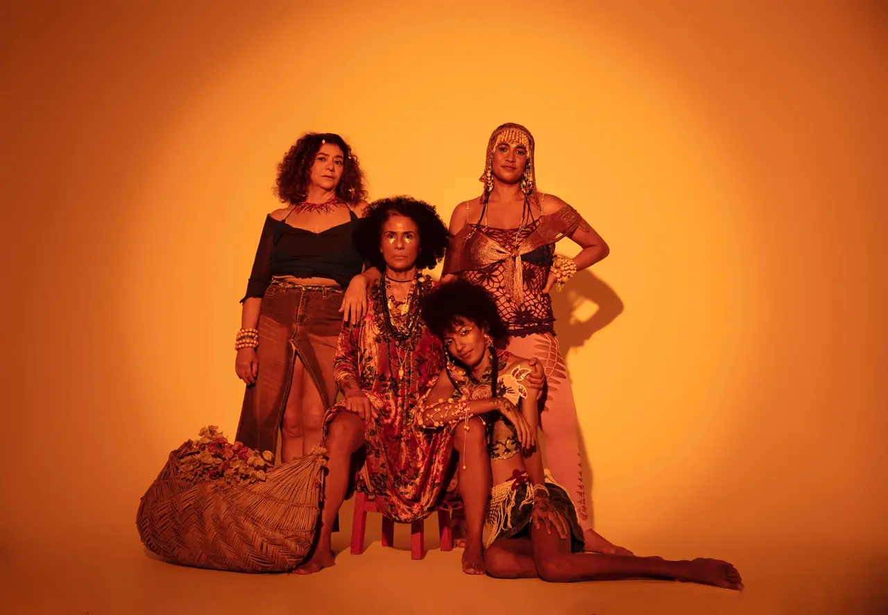 Imagem da notícia: Inspirado na luta de povos tradicionais do Ceará, musical 'Caetanas' estreia no Cineteatro São Luiz