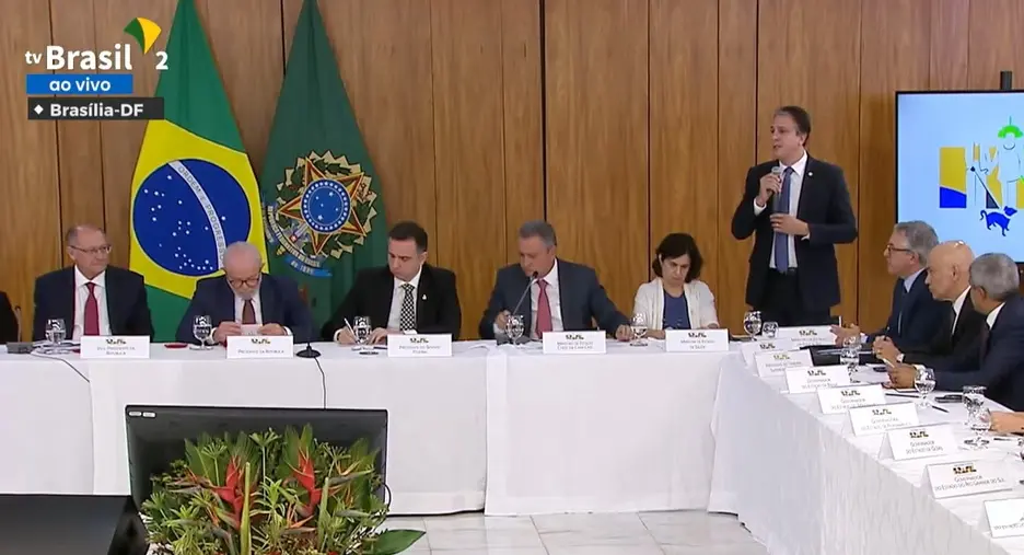 Imagem da notícia: Governo Federal anuncia R$ 3 bilhões para medidas de proteção escolar