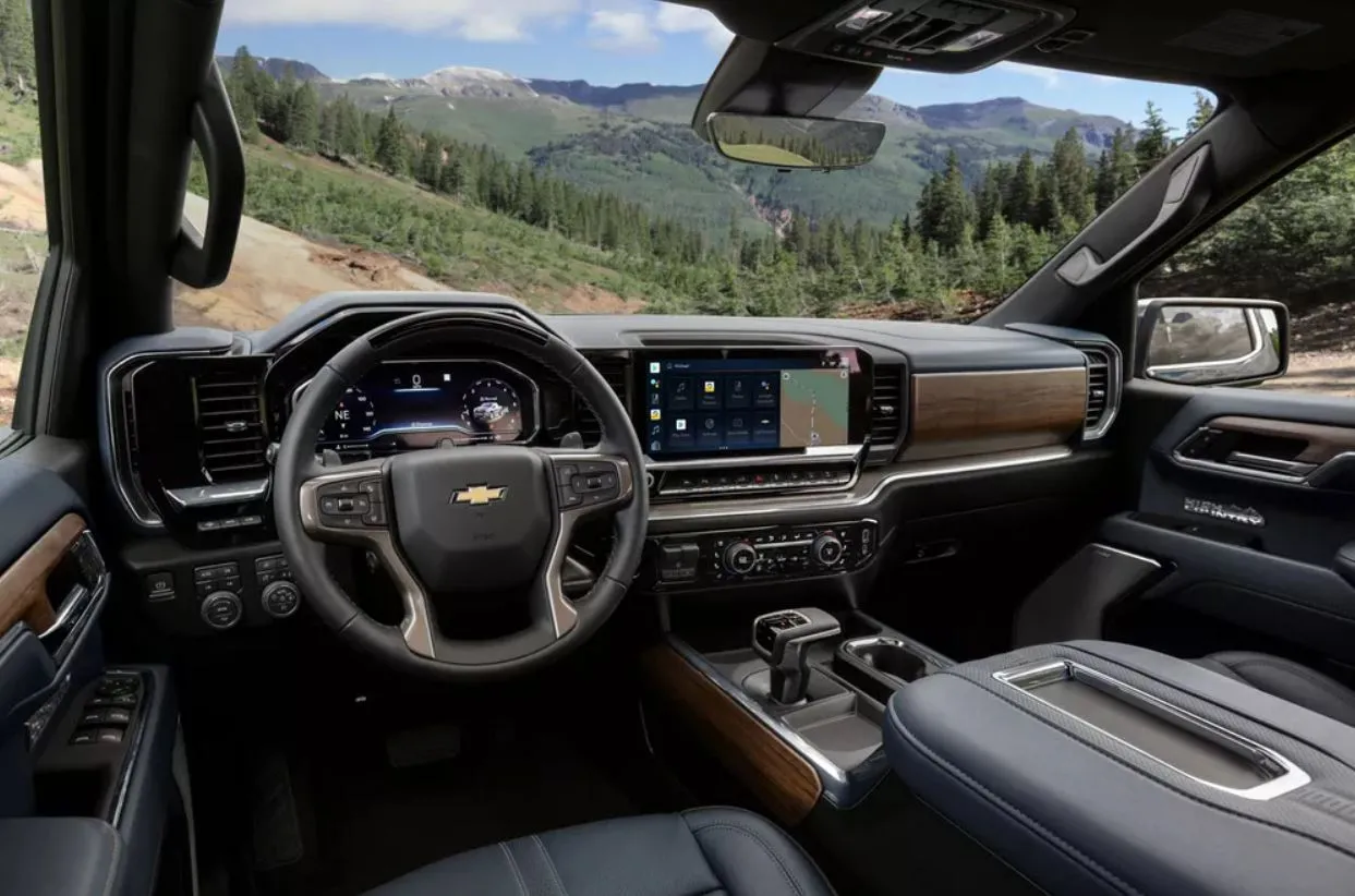 Painel da Chevrolet Silverado High Country