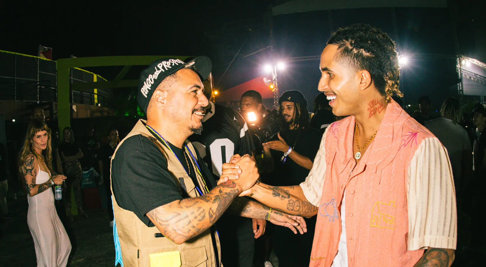 Encontro de gerações, Matuê conversou muito com Marcelo D2 nos bastidores do evento