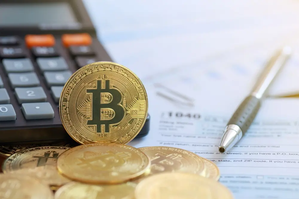 Imagem da notícia: Imposto de Renda 2023: como declarar Bitcoin e outras criptomoedas  