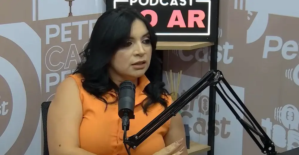 Imagem da notícia: Mãe de João Gomes chama Ary Mirelle, ex-namorada do cantor, de 'imatura e preguiçosa'