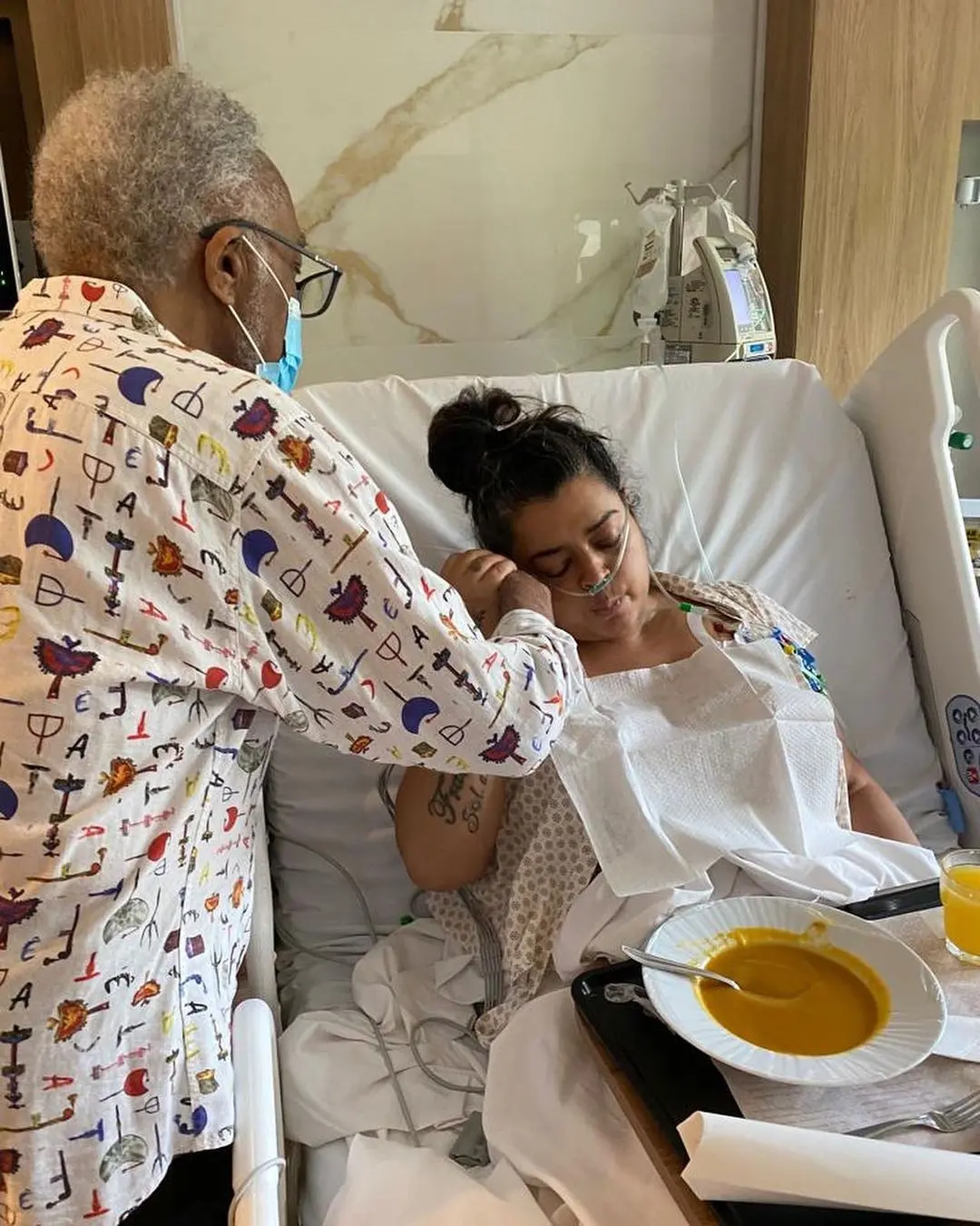 Imagem da notícia: Preta Gil compartilha fotos de tratamento contra o câncer e diz que abril foi 'o mês mais difícil'
