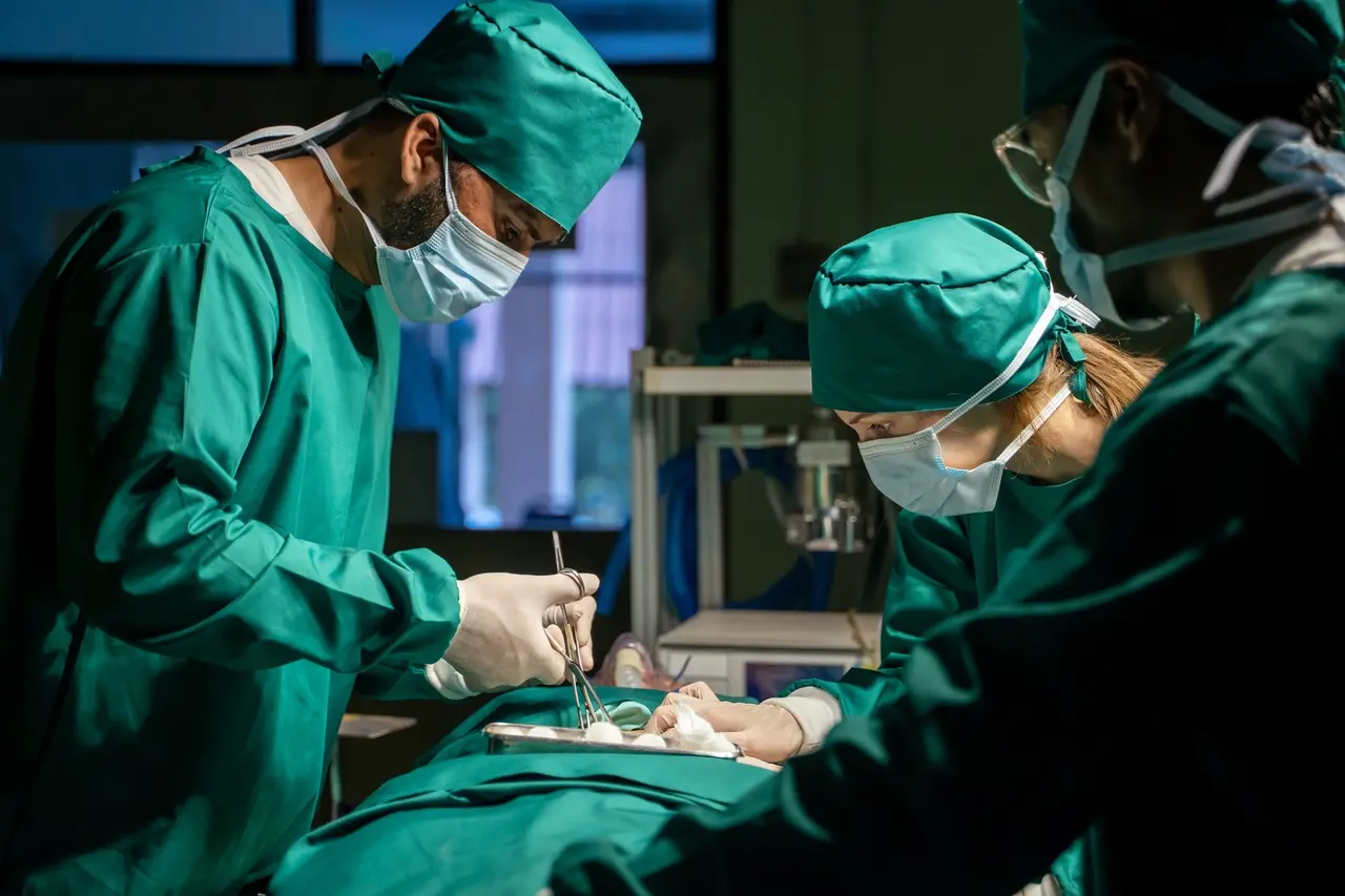 Imagem da notícia: De consultas a cirurgias, Ceará tem 10 mil pessoas esperando vaga para tratar câncer na rede pública