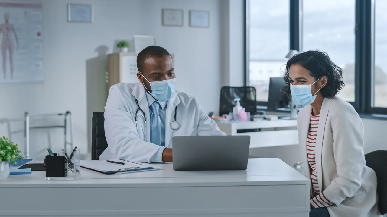 Uma parte dos pacientes na fila não conseguiram sequer uma consulta inicial