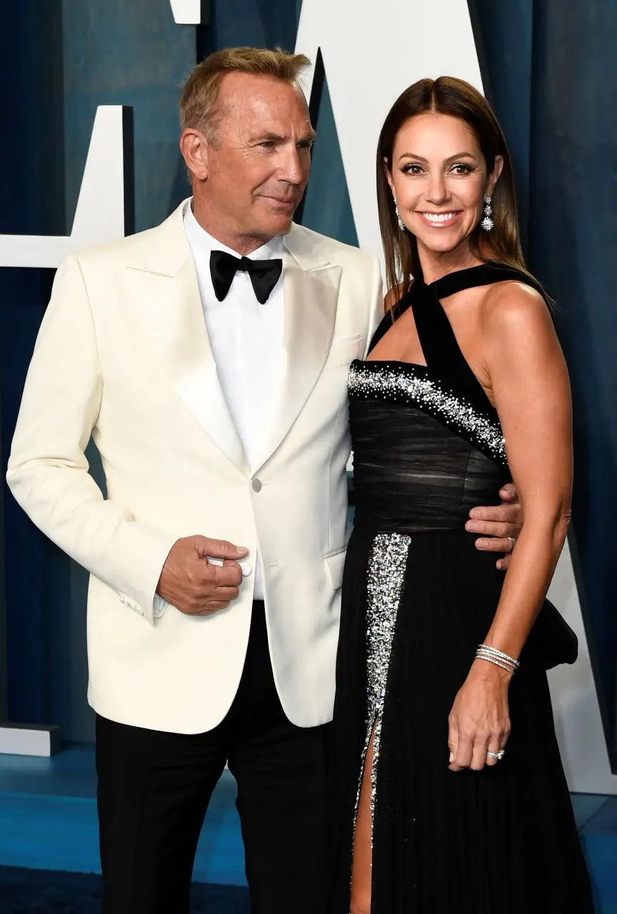 Imagem da notícia: Kevin Costner e Christine Baumgartner se separam após 18 anos de casamento