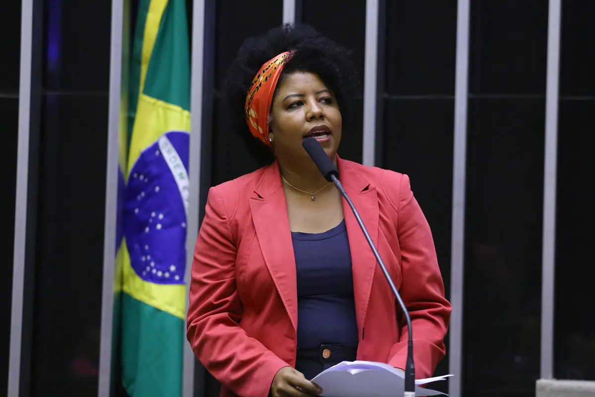 Imagem da notícia: Uma vergonha histórica para nunca ser esquecida pelas mulheres