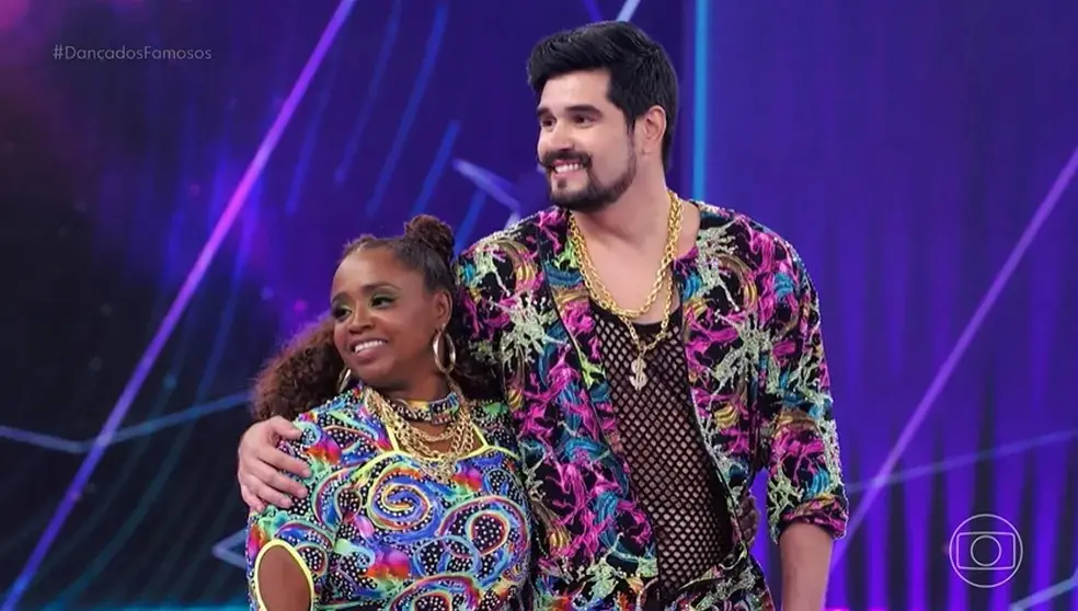 Imagem da notícia: Daiane dos Santos é ovacionada por apresentação no 'Dança dos Famosos'; veja vídeo