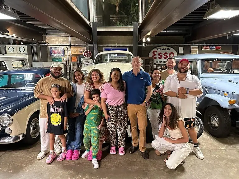 Imagem da notícia: Preta Gil curte domingo em família em São Paulo