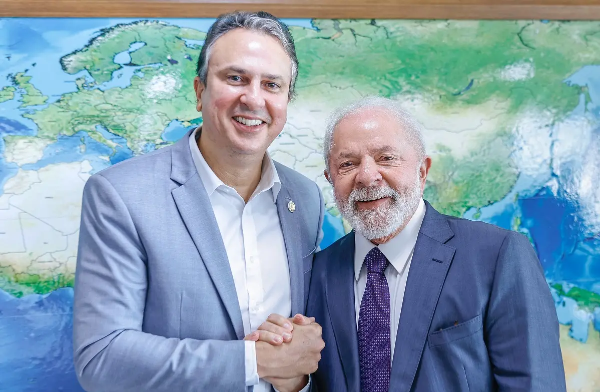 Imagem da notícia: Lula visitará escola em Fortaleza marco de parceria das gestões de Camilo Santana e Roberto Cláudio