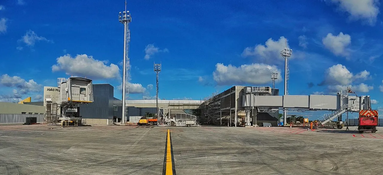 Primeiros dois fingers (pontes móveis) de João Pessoa