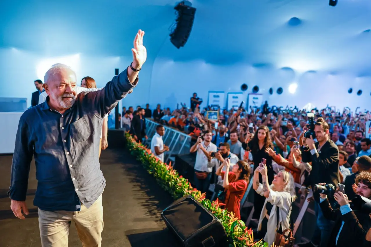 Imagem da notícia: Lula no Ceará: acompanhe a visita do presidente em tempo real
