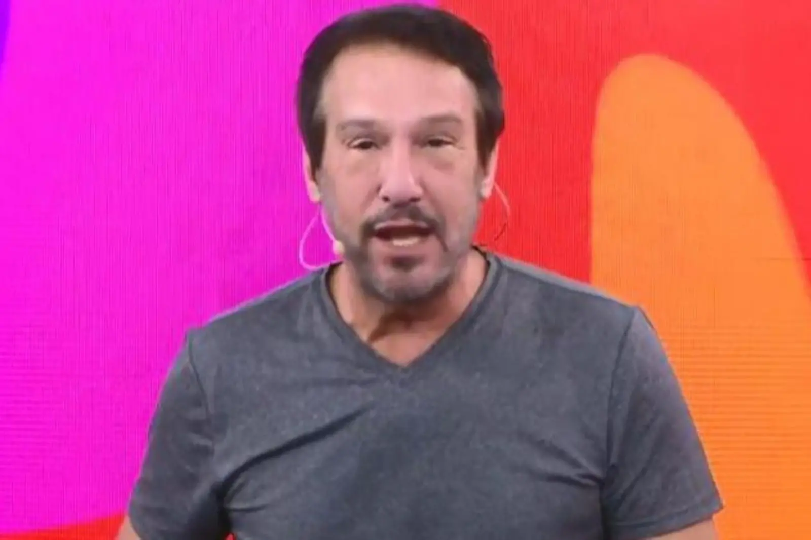 Imagem da notícia: Emílio Surita está internado em tratamento contra câncer, diz amigo