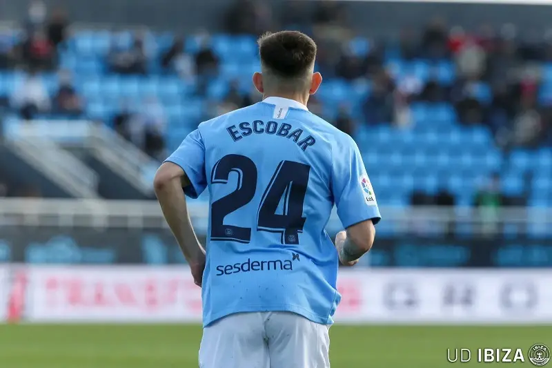 Imagem da notícia: Fortaleza negocia contratação do lateral Gonzalo Escobar, diz imprensa argentina; veja detalhes