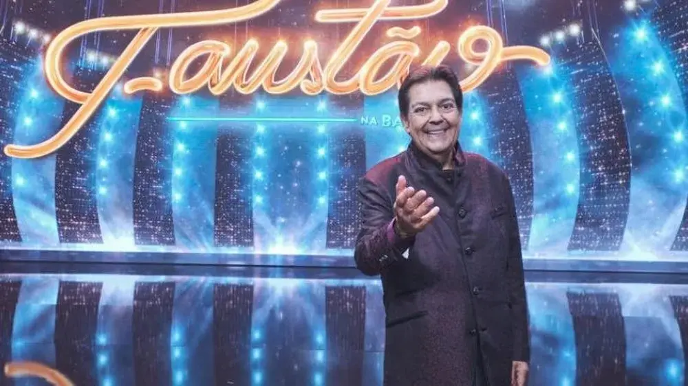 Imagem da notícia: Band confirma saída de Faustão em 'comum acordo' com a emissora 