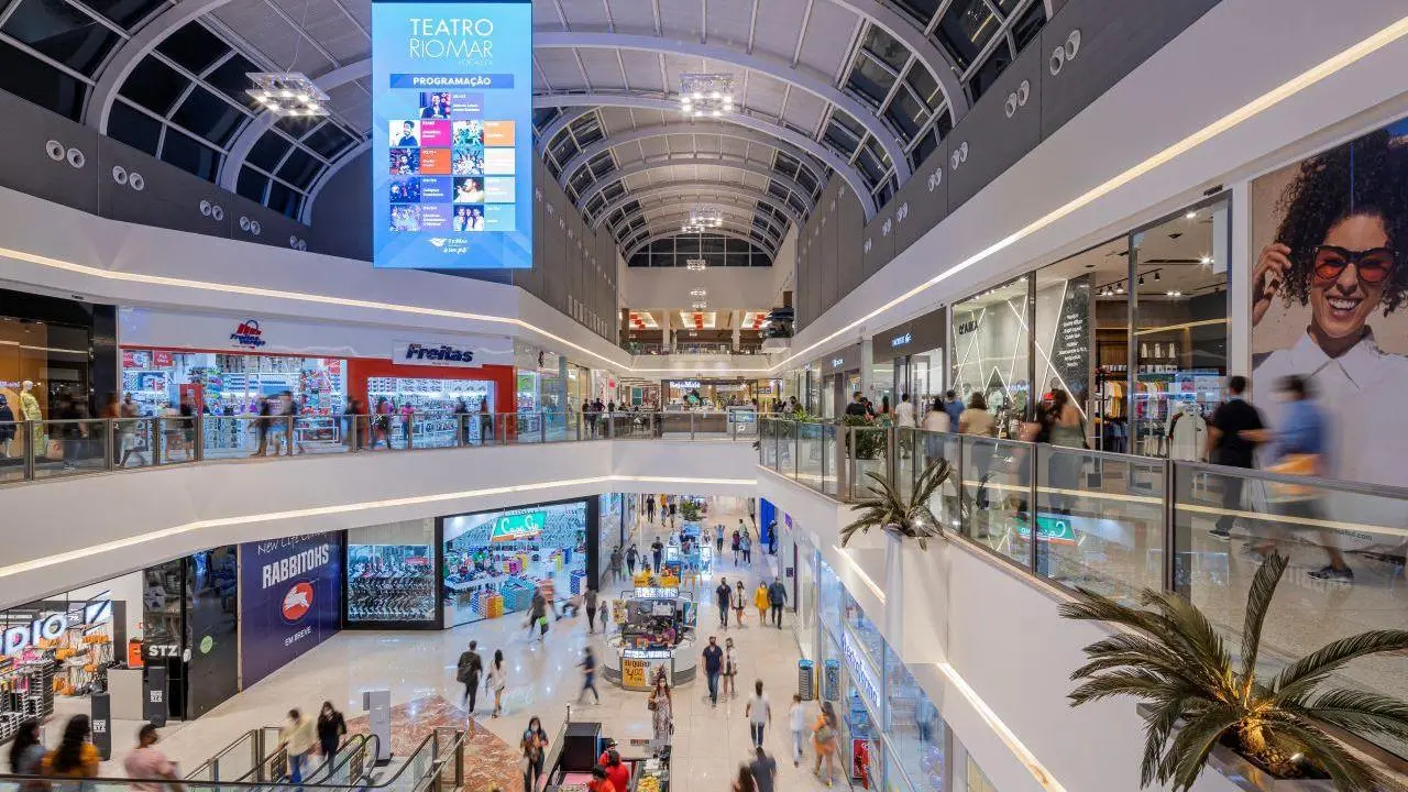 Imagem da notícia: Shoppings de Fortaleza registram alta de até 30% nas vendas e projetam mais crescimento em 2023