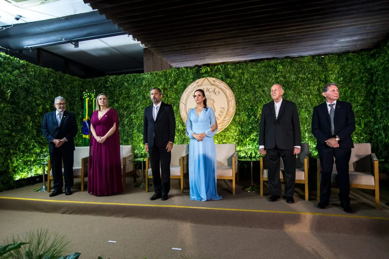 Imagem da notícia: Medalha da Abolição 2023 homenageia personalidades da política, economia, judiciário e religião