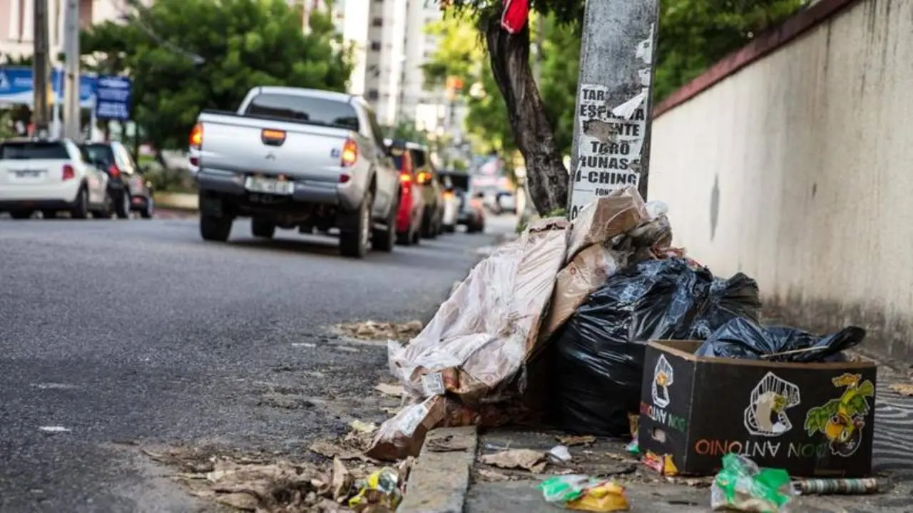 Imagem da notícia: Quem já pagou a taxa do lixo receberá o dinheiro de volta? Entenda a decisão que suspendeu a lei 