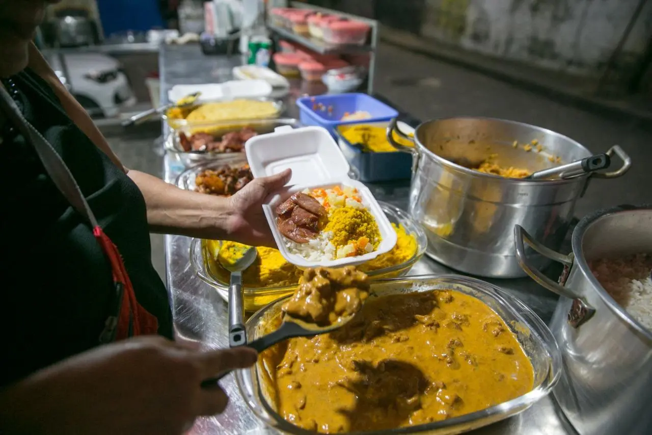 Imagem da notícia Vai vender pratinho no São João para ter renda extra? Veja dicas para evitar prejuízos 