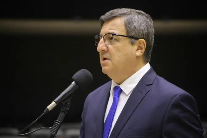 O deputado Danilo Forte (União-CE) está colaborando com investigações da Comissão Parlamentar de Inquérito (CPI) das Apostas Esportivas