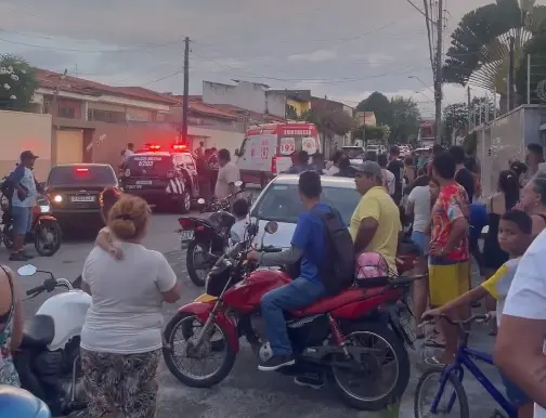Imagem da notícia: Dupla tenta assaltar policiais civis, troca tiros e acaba capturada no Montese, em Fortaleza