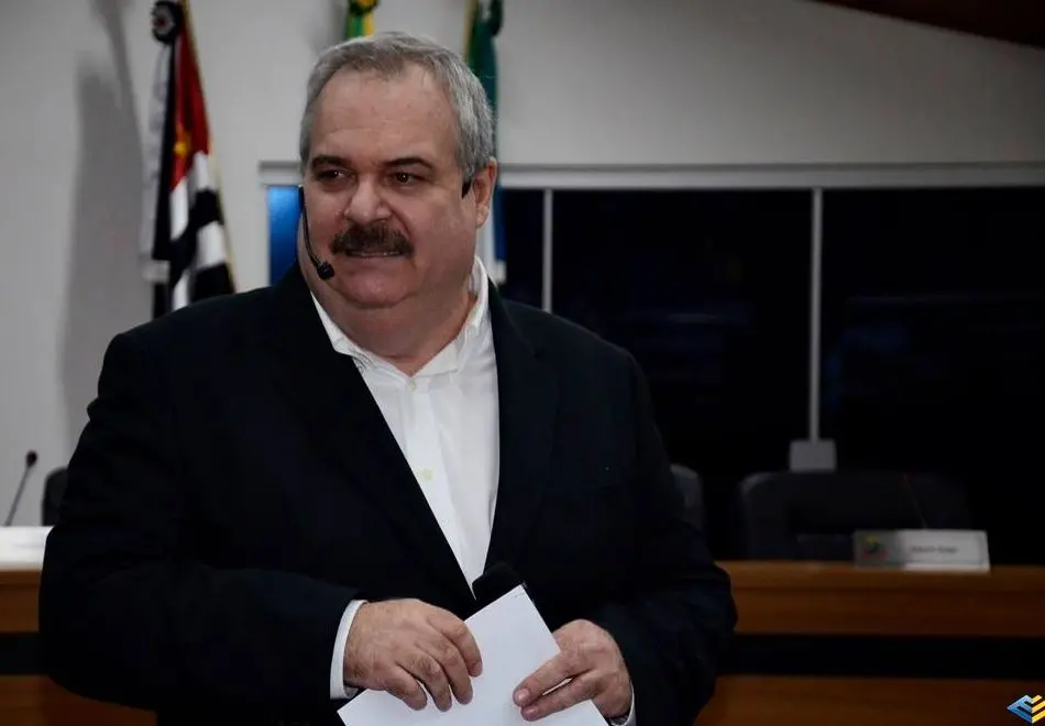 Imagem da notícia: Justiça mantêm condenação de Gilberto Barros por fala homofóbica em programa